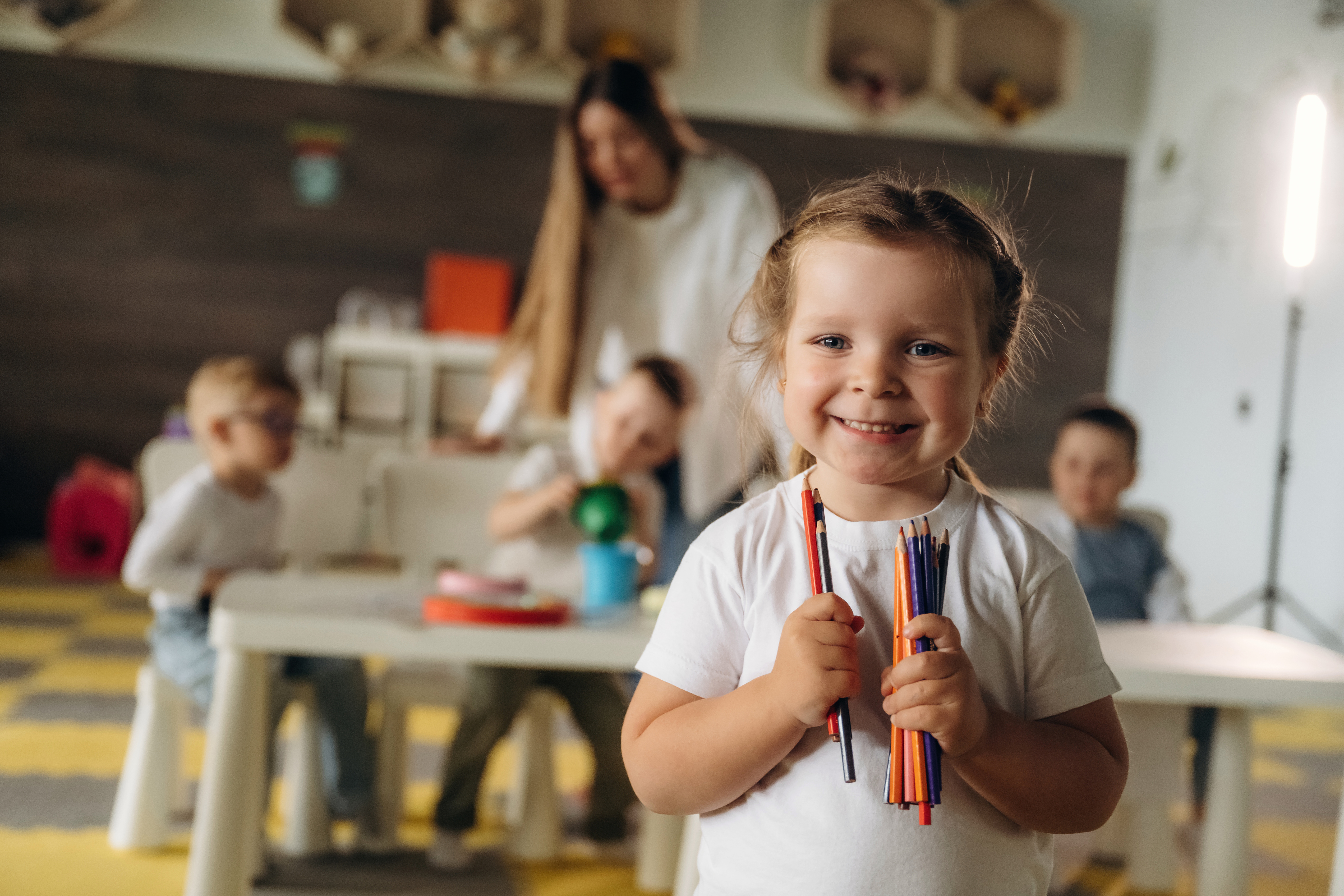 kindergarteners in classroom